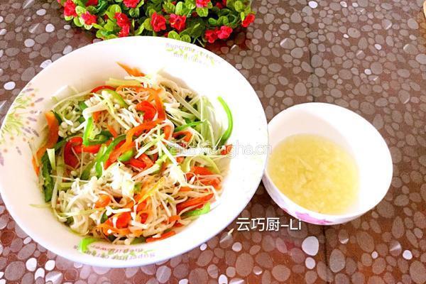 双彩拌金针菇的做法图解8