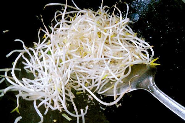 绿豆芽炒肉丝的做法图解9