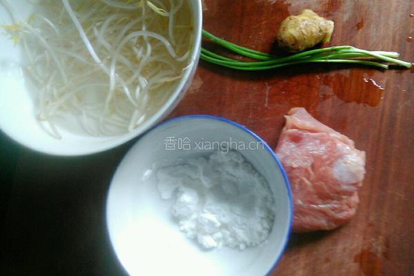 绿豆芽肉丝汤的做法图解1