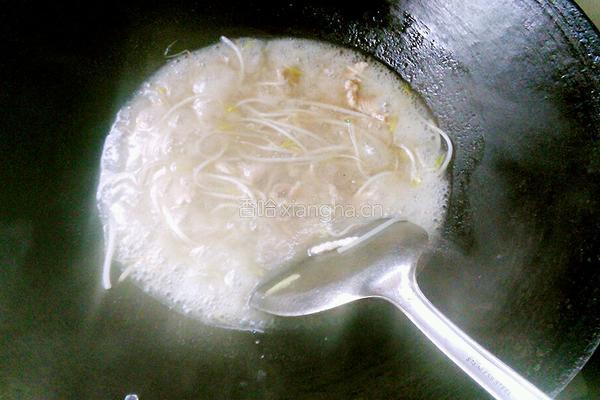 绿豆芽肉丝汤的做法图解9