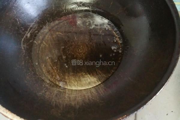 青椒炒鱿鱼的做法图解3