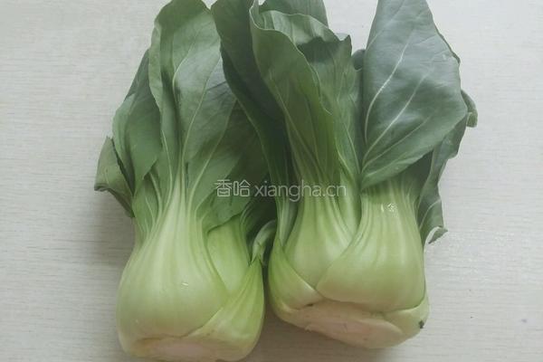 清炒小白菜的做法图解1