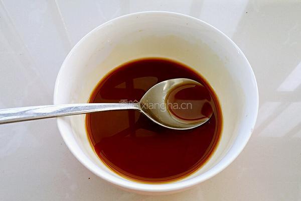 酸辣手撕包菜的做法图解3