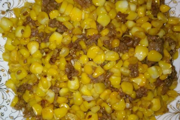 甜玉米炒肉粒的做法图解5