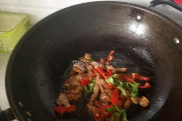 卷心菜炒肉片的做法图解4