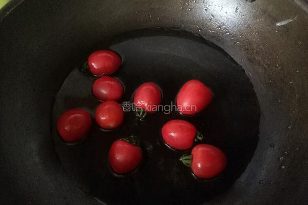 圣女果蜂蜜糖水的做法图解2