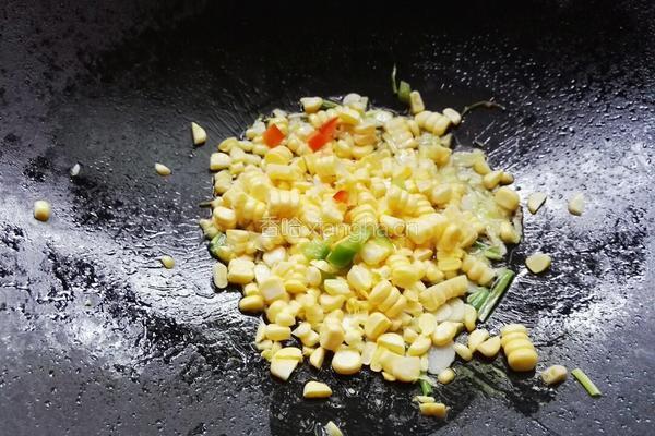彩椒炒玉米的做法图解5