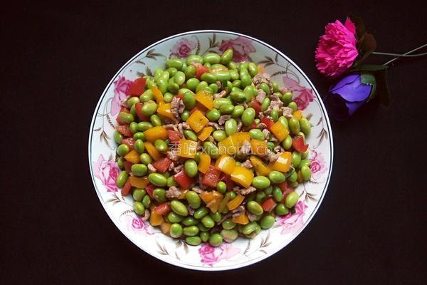 彩椒炒毛豆丁的做法图解7
