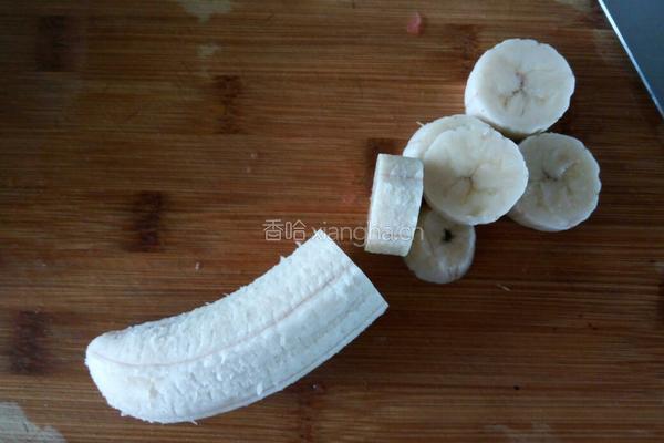 哈密瓜果蔬酸奶沙拉的做法图解3