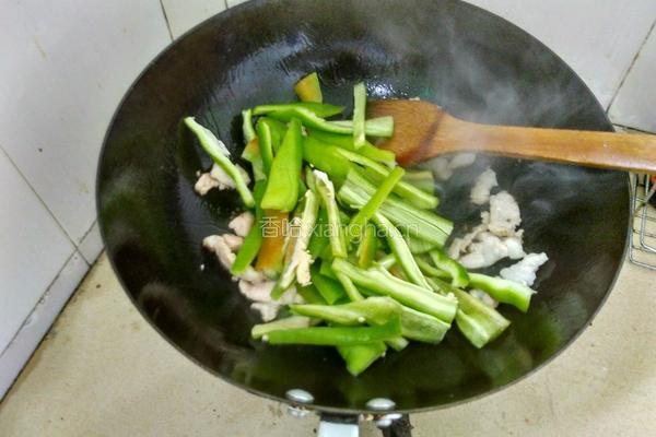猪肉炒腐竹的做法图解5