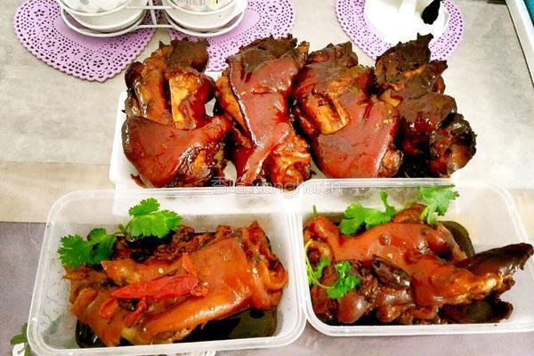 炖猪蹄的做法图解6