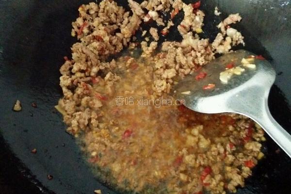 酸豆角炒肉沫的做法图解4