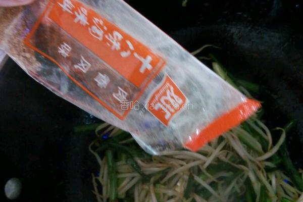 绿豆芽炒韭菜的做法图解10