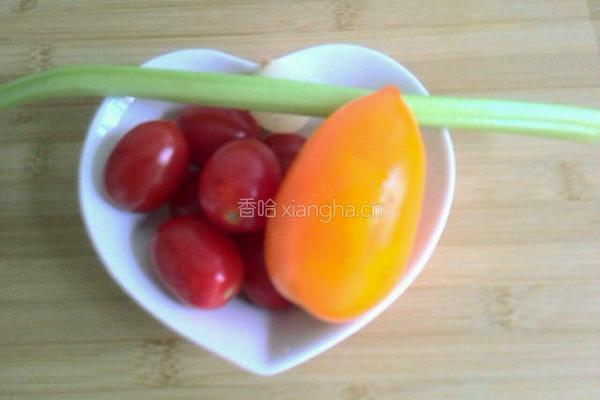 圣女果拼盘的做法图解1