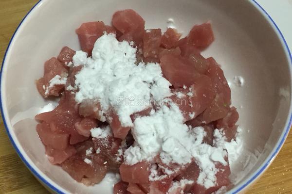 西兰花炒肉的做法图解4