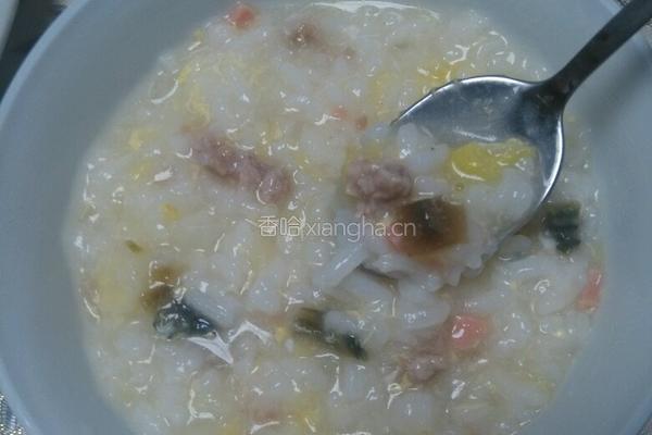 皮蛋瘦肉火腿鸡蛋粥的做法图解7