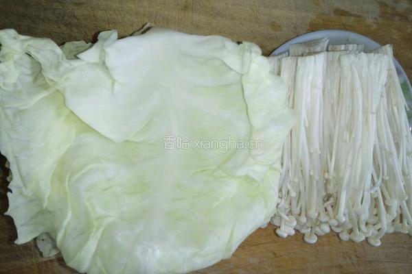 卷心菜卷金针菇的做法图解2