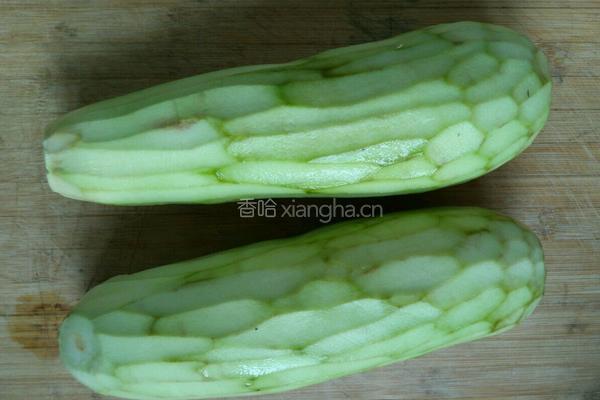 香酥椒盐茄条的做法图解1