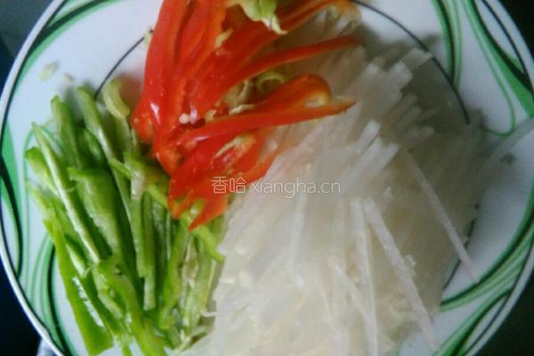白萝卜丝炒肉丝的做法图解3