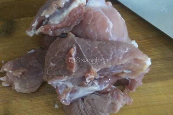 西红柿土豆煮肉丸的做法图解1