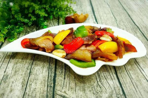 彩椒炒腊肉的做法图解11
