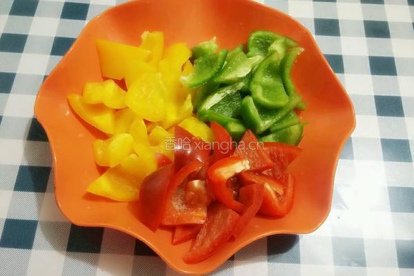 彩椒炒肉片的做法图解4