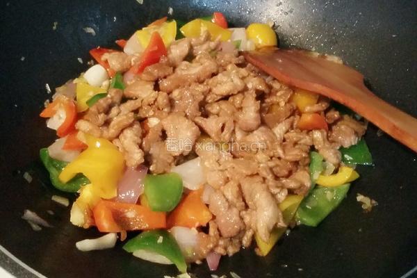 彩椒炒肉片的做法图解11
