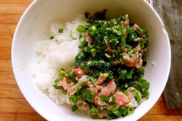 白萝卜饺子的做法图解5