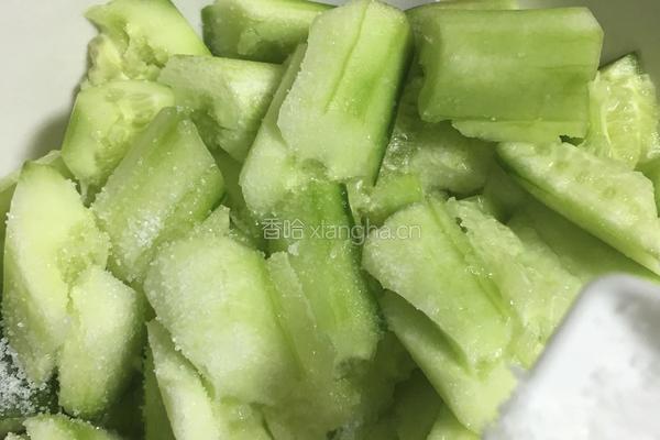 涼拌黄瓜的做法图解7