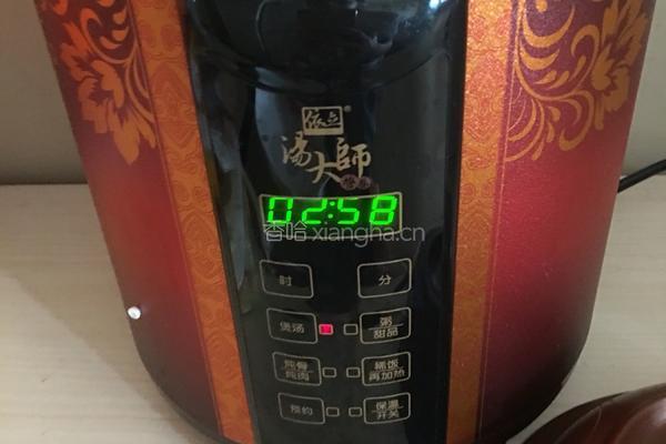 滋补大骨汤的做法图解4