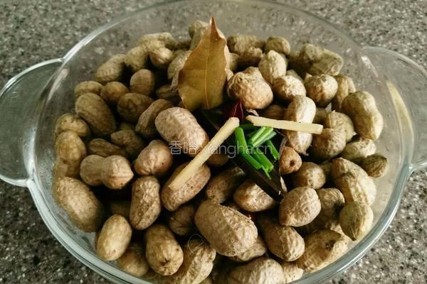 落花生的做法图解1