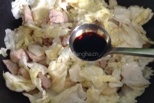卷心菜炒回锅肉的做法图解9