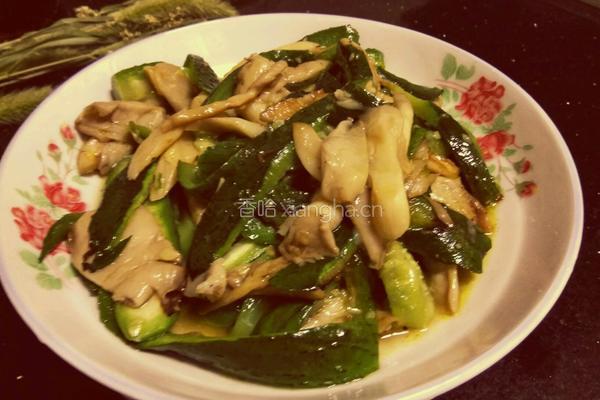 丝瓜炒平菇