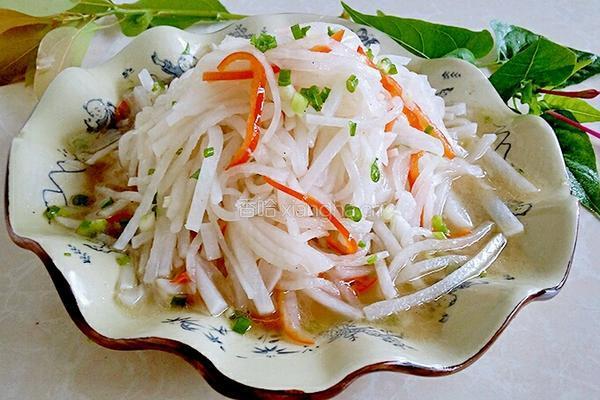 青炒白萝卜丝