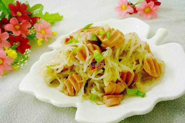 绿豆芽炒火腿肠的做法图解9