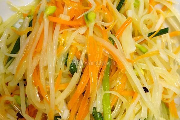 五彩豆芽菜土豆丝的做法图解9