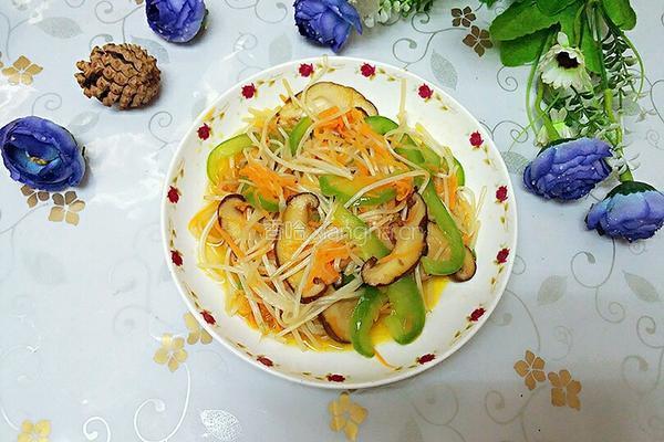 银芽炒三丝的做法图解7
