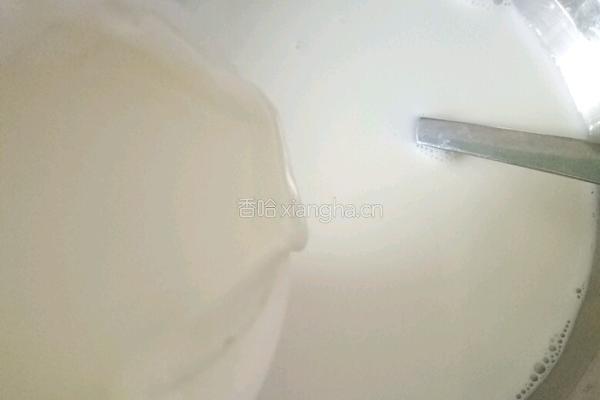 自制红枣酸奶的做法图解1