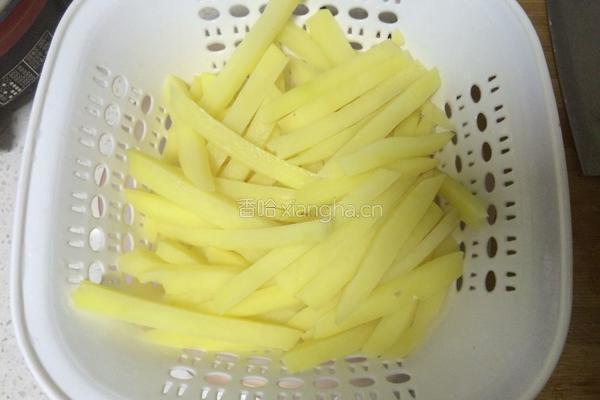 烤鸡翅and薯条的做法图解9