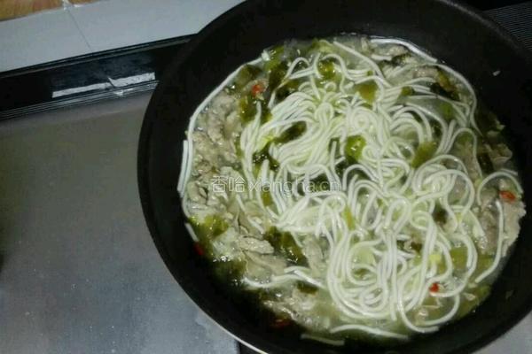 酸汤羊肉的做法图解4