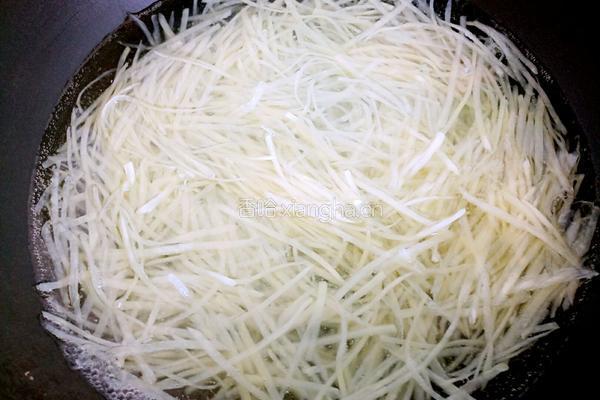 彩椒炒土豆丝的做法图解2