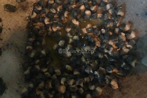 韭菜炒螺丝肉的做法图解5