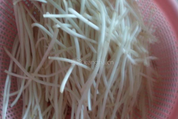 韭黄豆芽炒肉丝的做法图解3