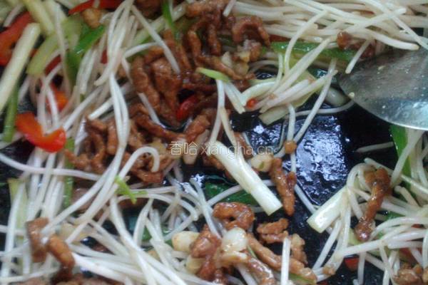 韭黄豆芽炒肉丝的做法图解9