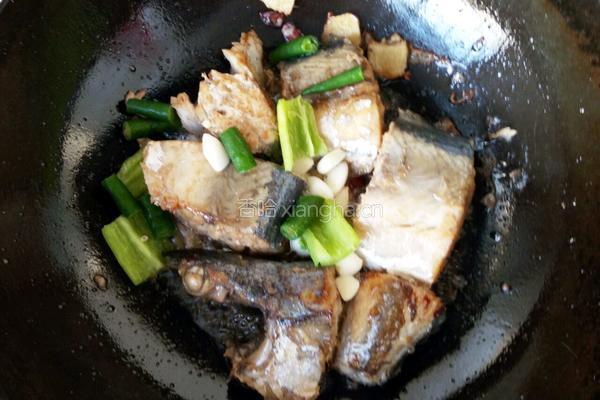 红烧鲅鱼豆腐的做法图解5