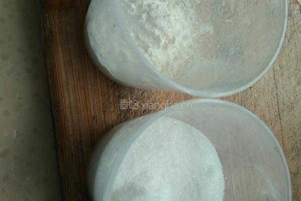 戚风蛋糕的做法图解6