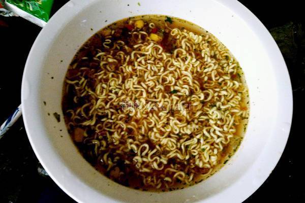 方便牛肉面的做法图解5