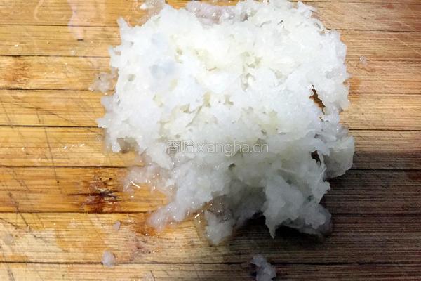 白萝卜香菇盅的做法图解2