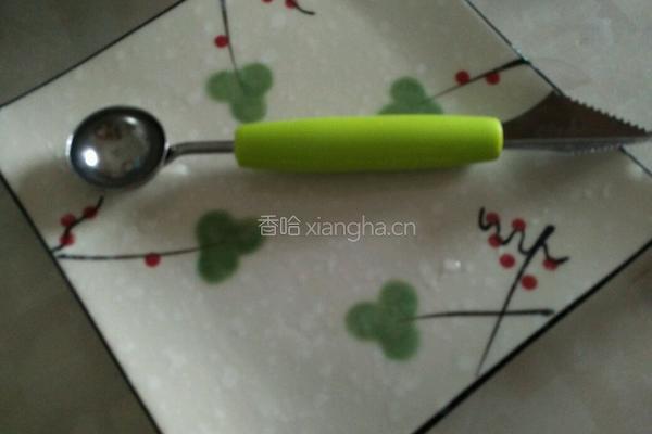 西瓜拼盘的做法图解1