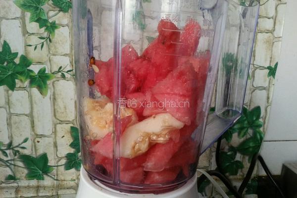 白沙蜜西瓜汁（冰镇）的做法图解2